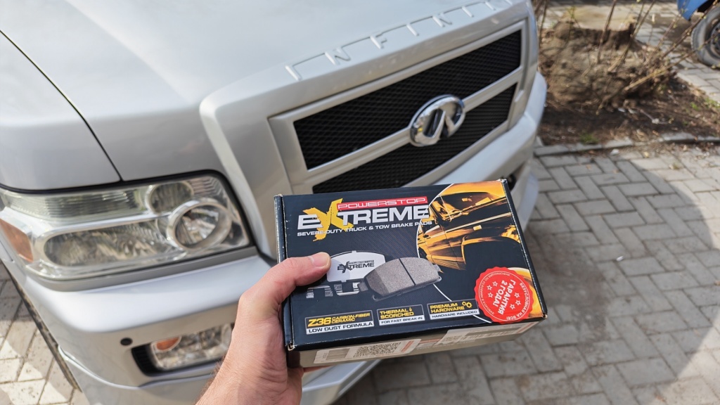 AutoBlogQX56_3.jpg