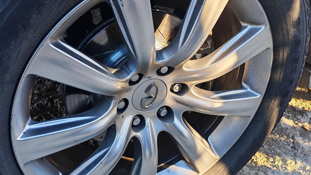 AutoBlogQX56_24.jpg