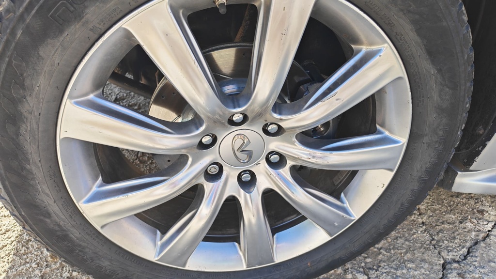 AutoBlogQX56_26.jpg